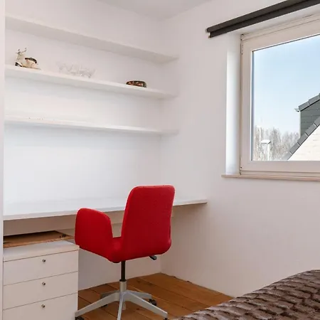 Fantastic, Spacious Holiday By The Water In * Nieuwpoort